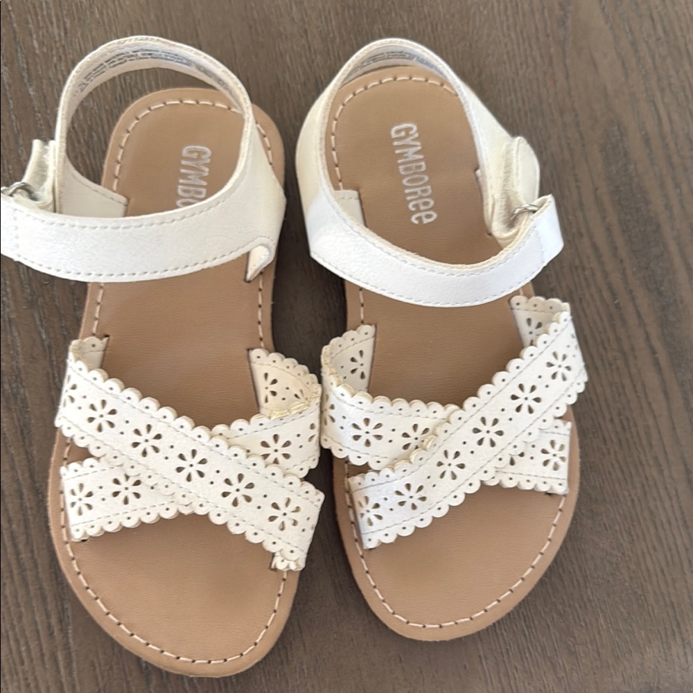 Gymboree White Sandals for Toddler girls size 11 - Picture 2 of 6